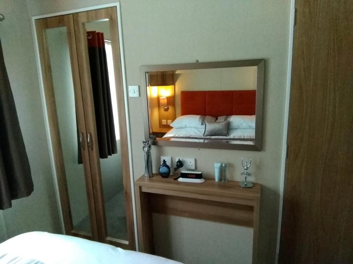 12 Burnside Lodge Auchterarder Buitenkant foto